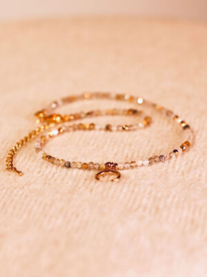 Ręcznie wykonany naszyjnik z cytrynu z zawieszką w kształcie księżyca